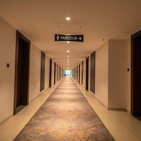 Hotel Omaya Garden Raipur  Exterior photo